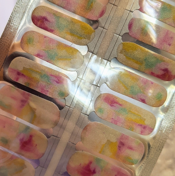 5 for $15 Nail Wrap - Party Pink Wash - Picture 3 of 3